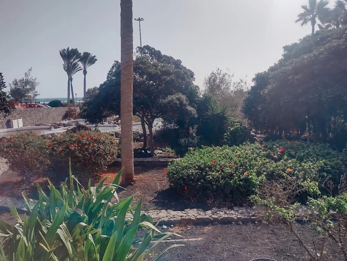 Sunny Bungalow Apartment Caleta De Fuste 0*,  Spain